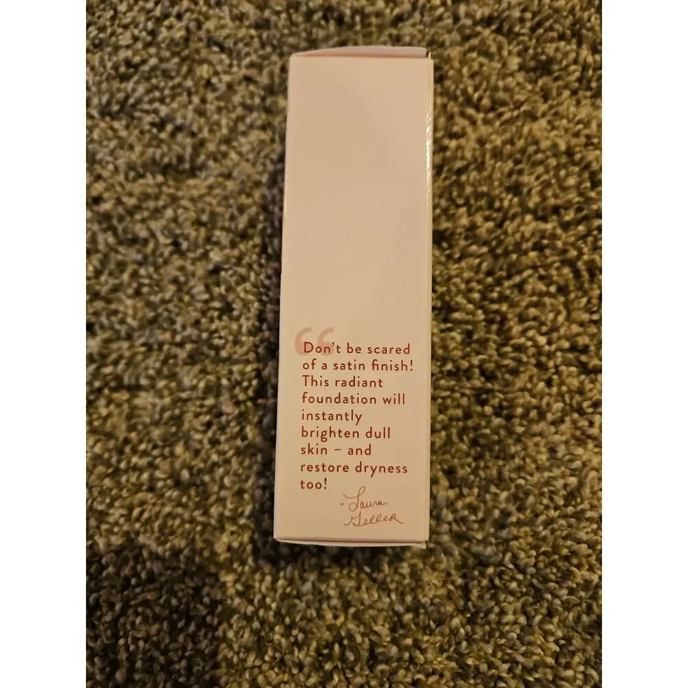 Laura Geller Balance N Glow Hydrating‎ Liquid Foundation 0.9 Oz LIGHT NEW